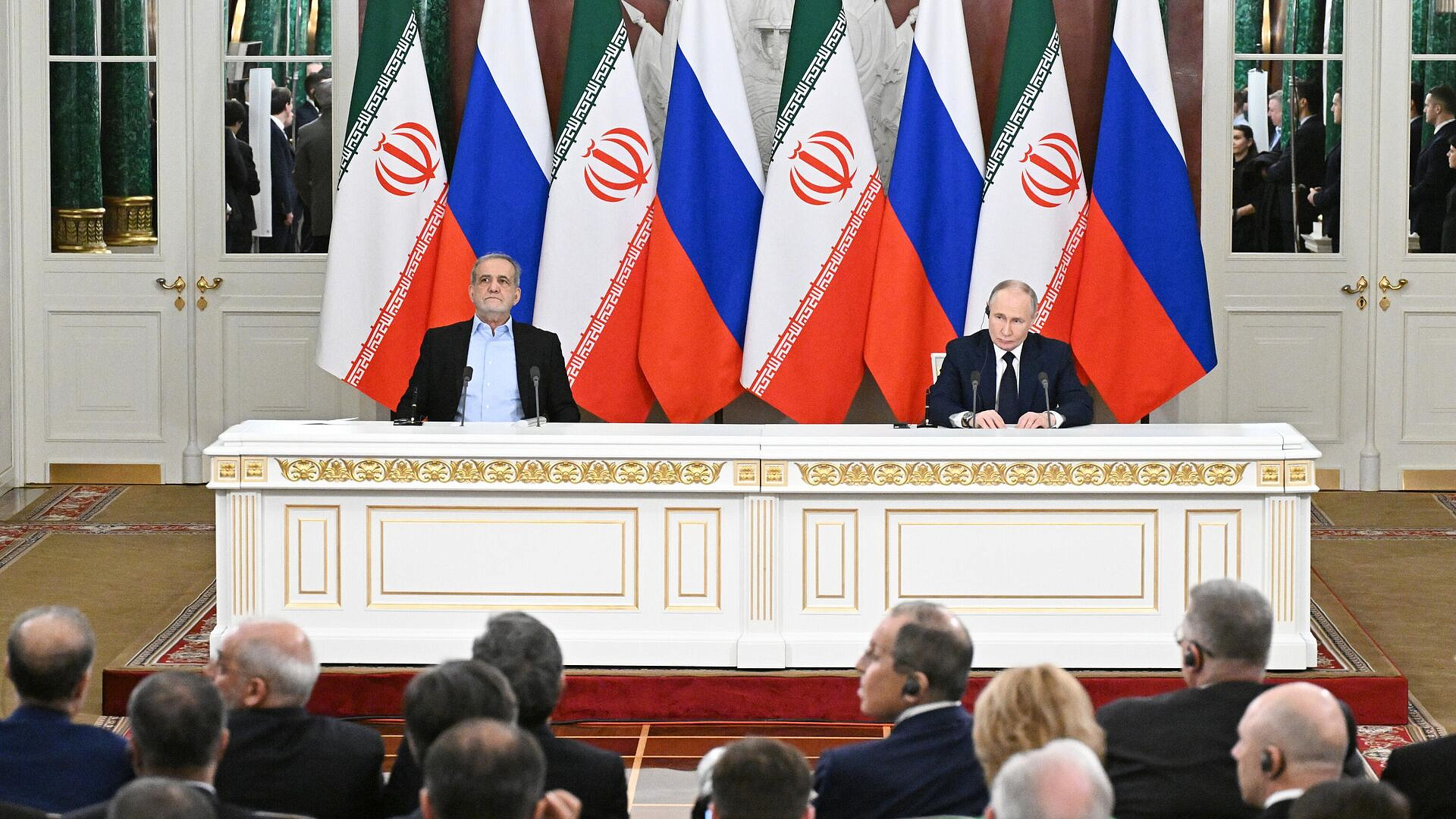 ������ � ���� ������������ � �������� ����������� ��������� ��������������