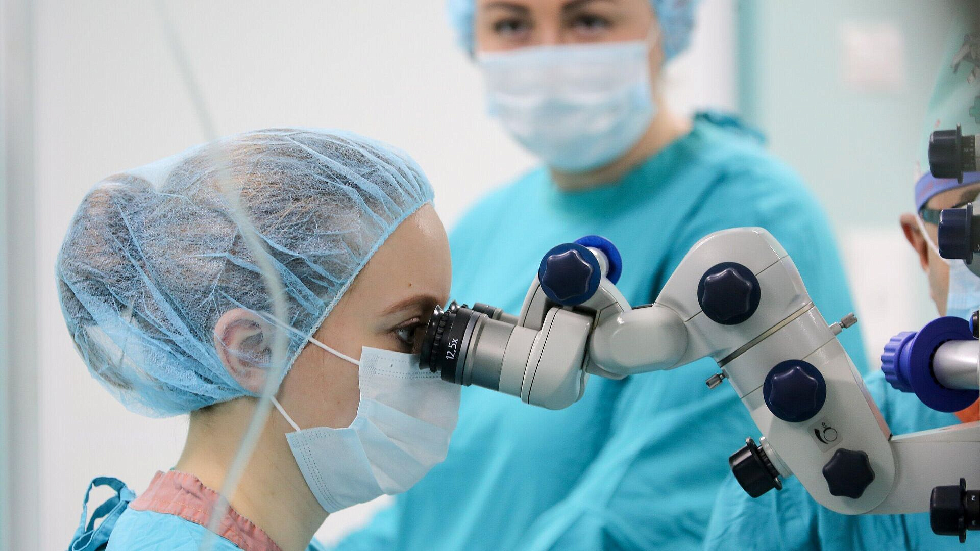 Офтальмолог назвала детскую близорукость бичом нашего времени