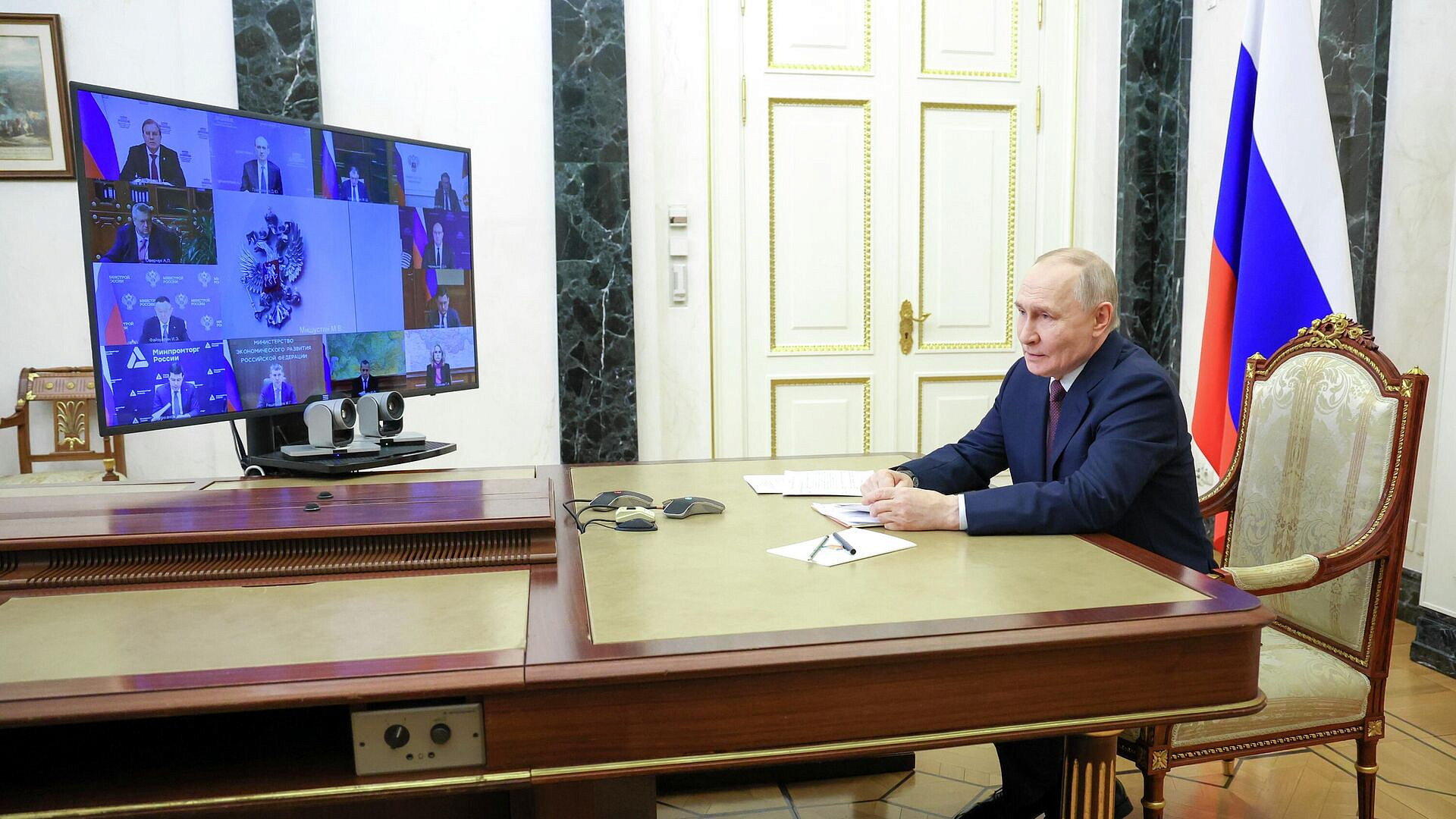 ����� �������� �������� �������� � �������� � ��������� ���������� ���