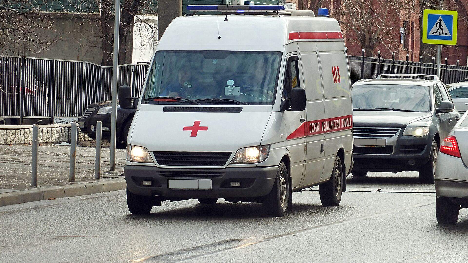 В Мытищах пять человек госпитализировали после пожара в жилом доме