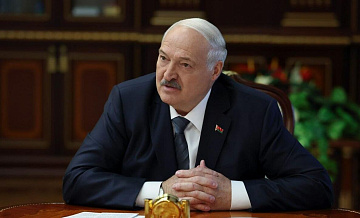 Лукашенко посетовал на прагматичный мир, где молодежь не хочет рожать детей
