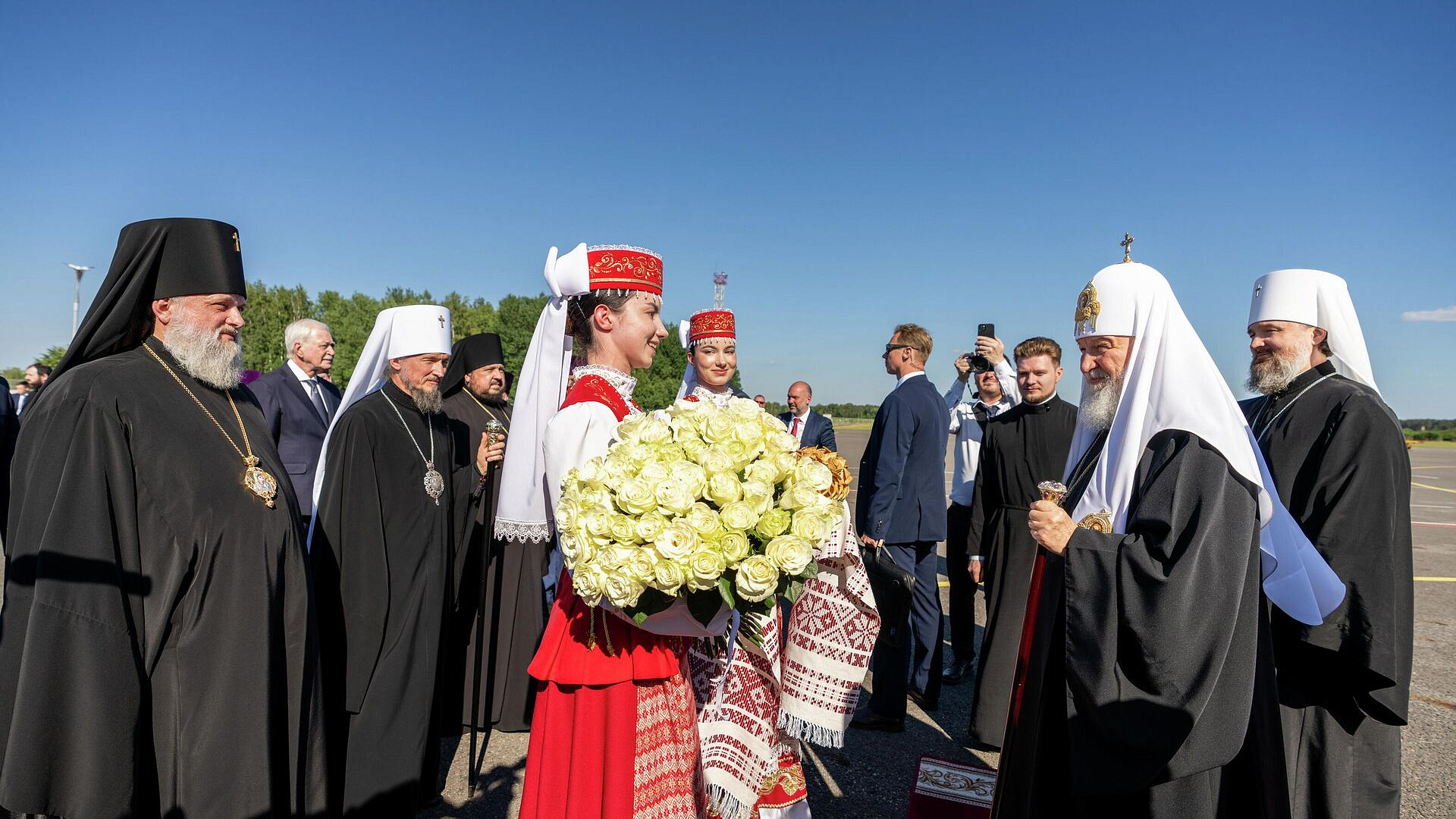 Патриарх Кирилл обратился с призывом к духовенству