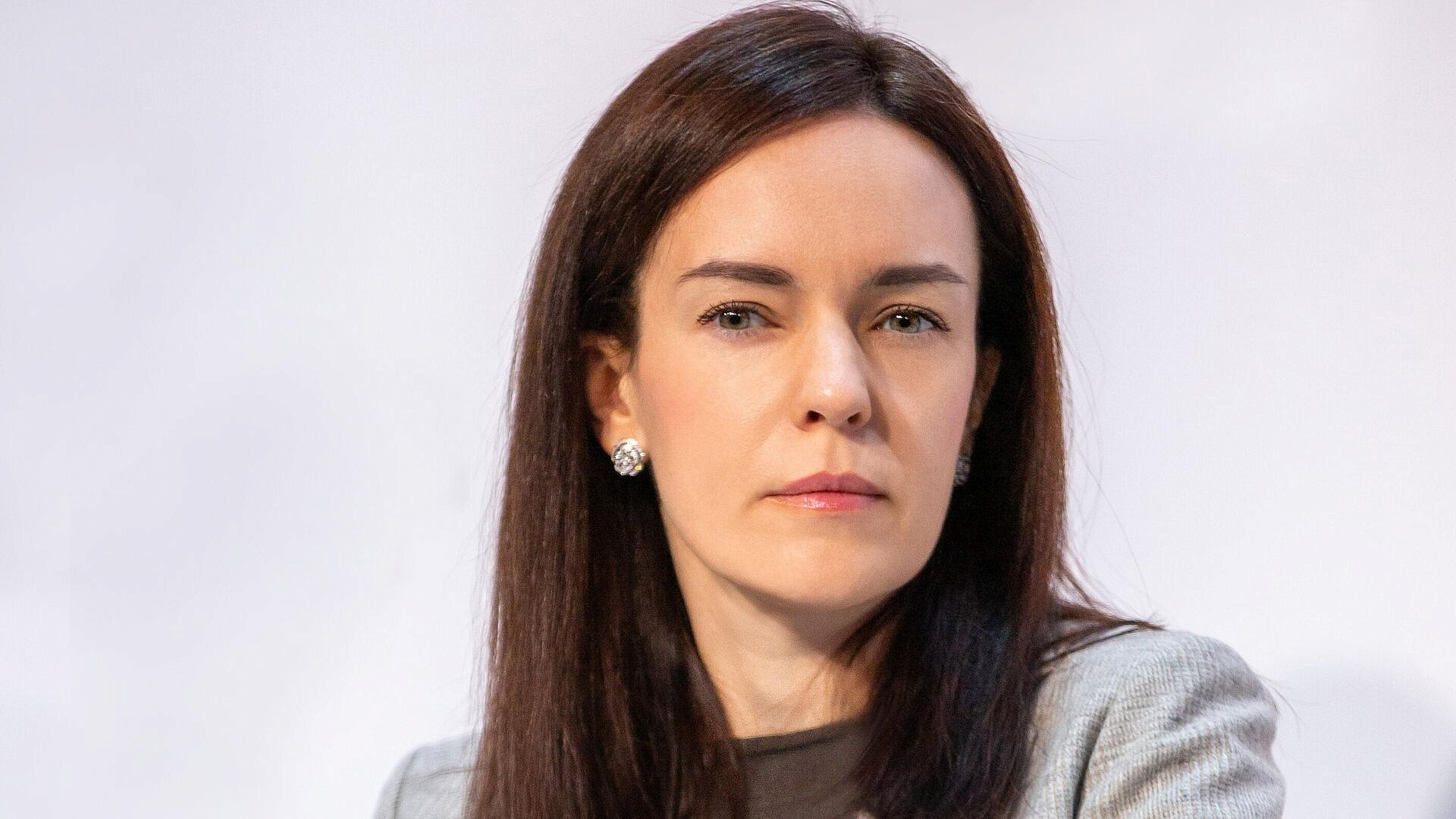 �������� � ����������� � ������� ��������� ����� 100 ���������� ������ 