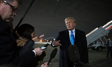 Самолет Трампа приземлился на военной базе рядом с Вашингтоном