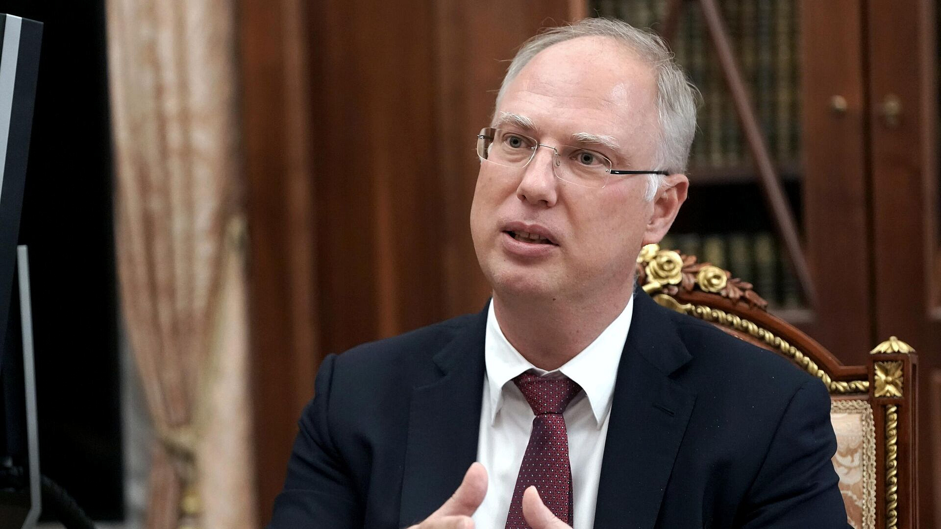 Дмитриев осудил критиков решения Трампа по послаблению для российской нефти