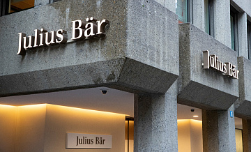 Счета россиян закроет банк «Julius Baer»