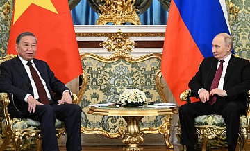 Путин поблагодарил То Лама за участие вьетнамских военных в параде в Москве