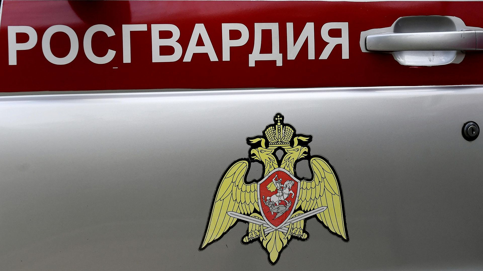 Росгвардия задержала подростка, поджегшего АЗС в Выборге