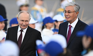 Токаев проводил Путина в аэропорту Астаны