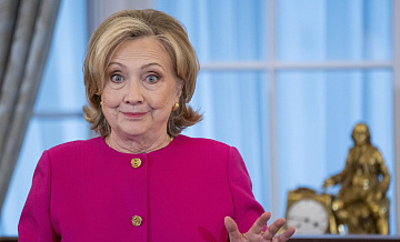 Клинтон на разбирательстве о связях с Эпштейном спрашивали про инопланетян