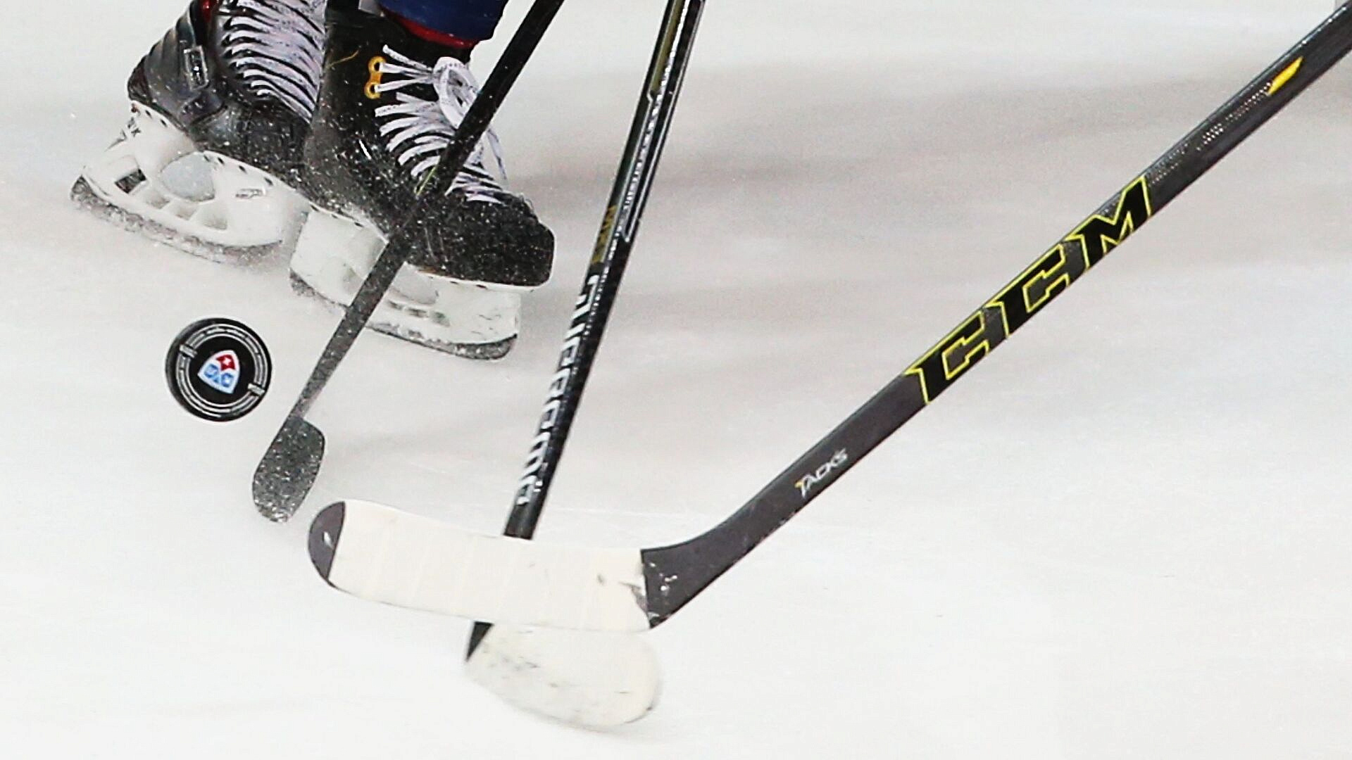 "Шанхайские драконы" на выезде обыграли "Барыс" в матче КХЛ