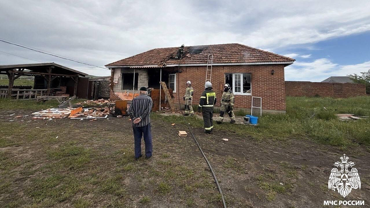 Число пострадавших при взрыве газа в доме в Ингушетии выросло до пяти