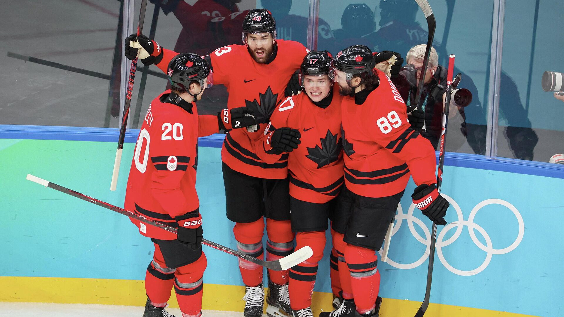 Сборная Канады вырвала победу у Чехии и вышла в полуфинал Олимпиады