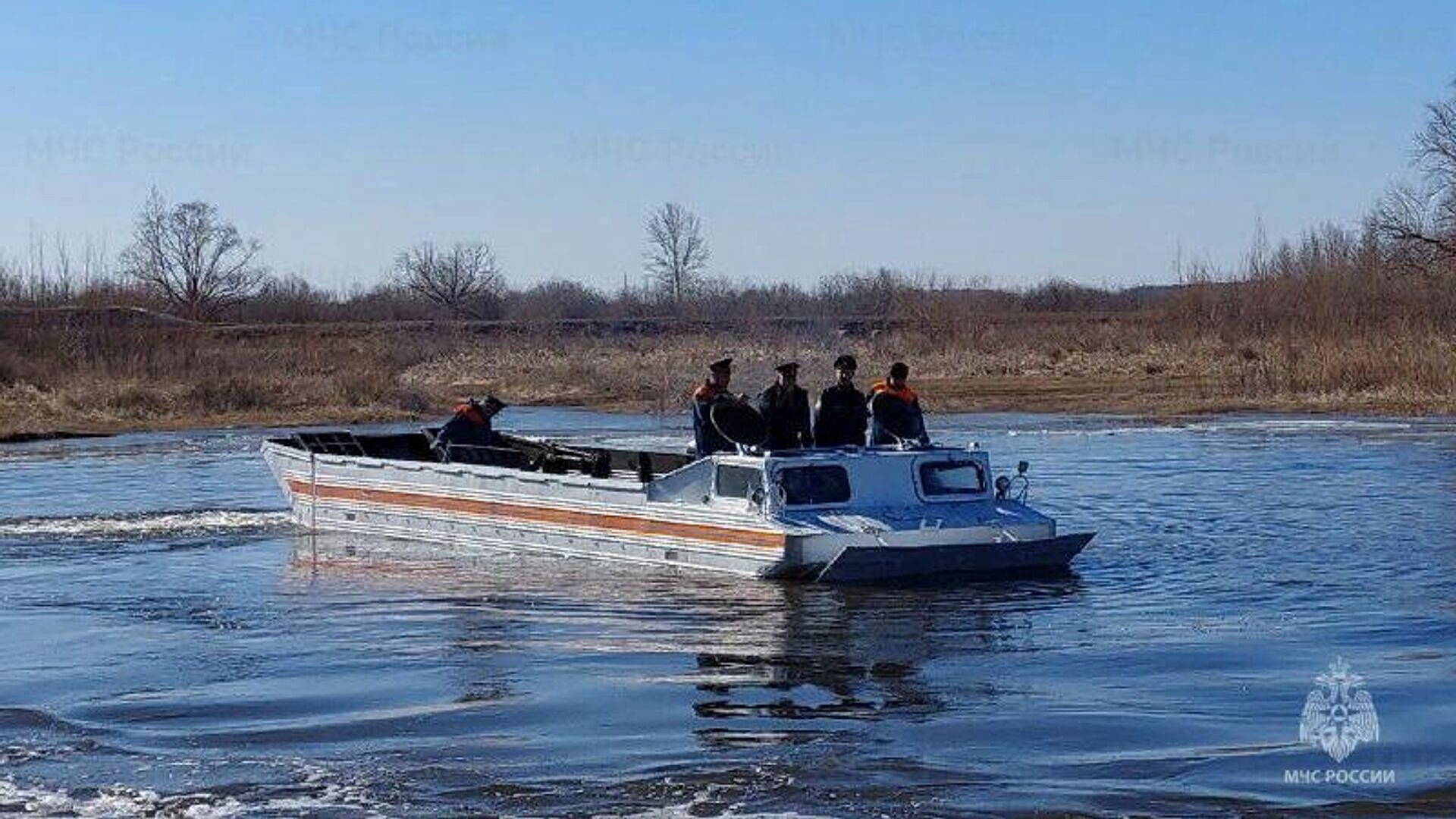 В пяти населенных пунктах Тюменской области объявили срочную эвакуацию