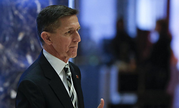 ЦРУ поддерживает идею войны с Россией, считает бывший советник Трампа