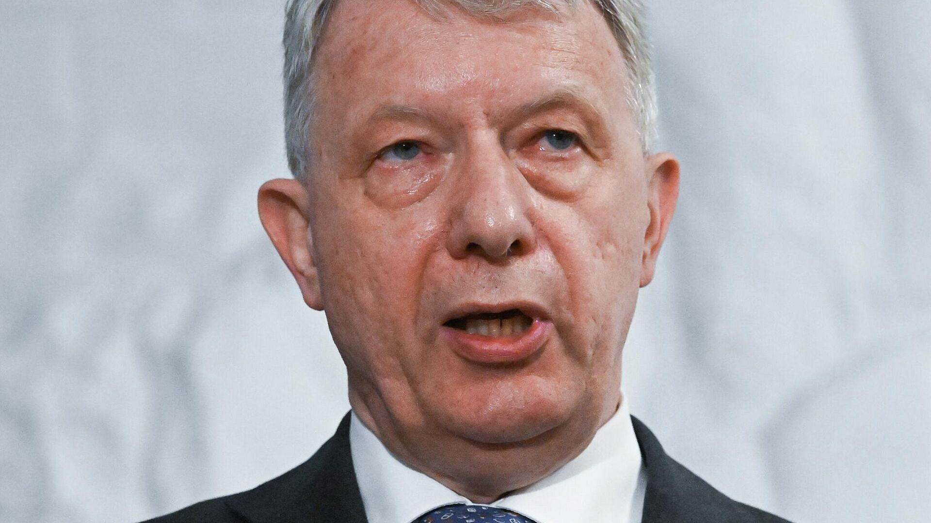 Евродепутат сообщил, что ЕС не может найти кандидата для диалога с Россией