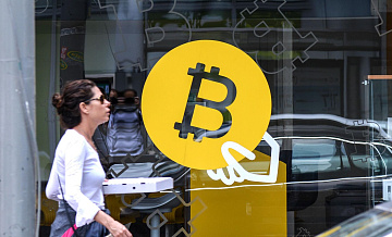 Стоимость биткоина опустилась ниже 82 тысяч долларов