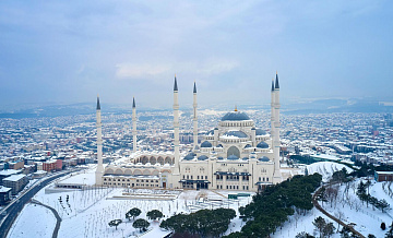 ЦБ Турции сохранил ключевую ставку на уровне 45 процентов