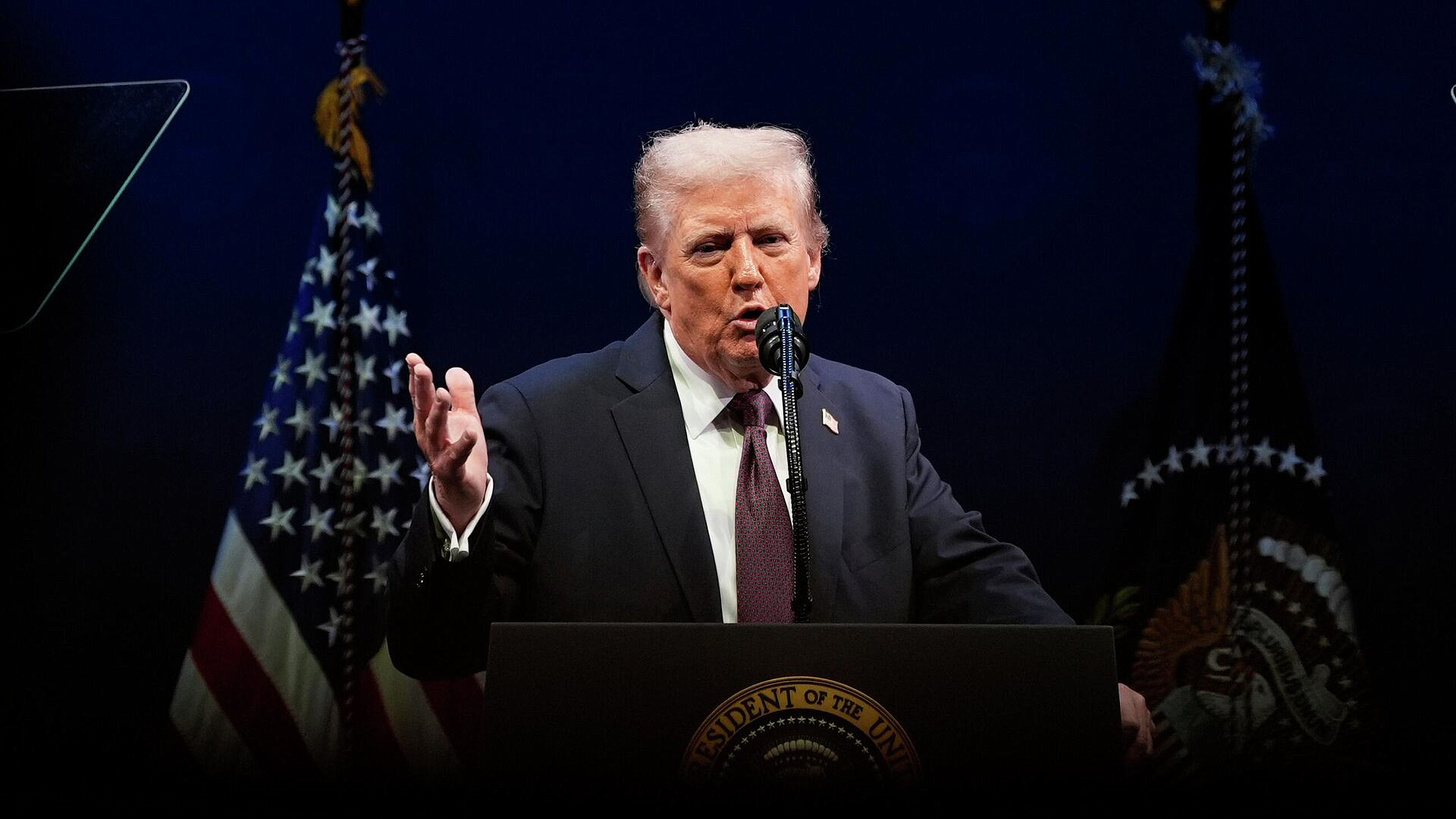 В США рассказали, что произошло с Трампом из-за конфликта с военными