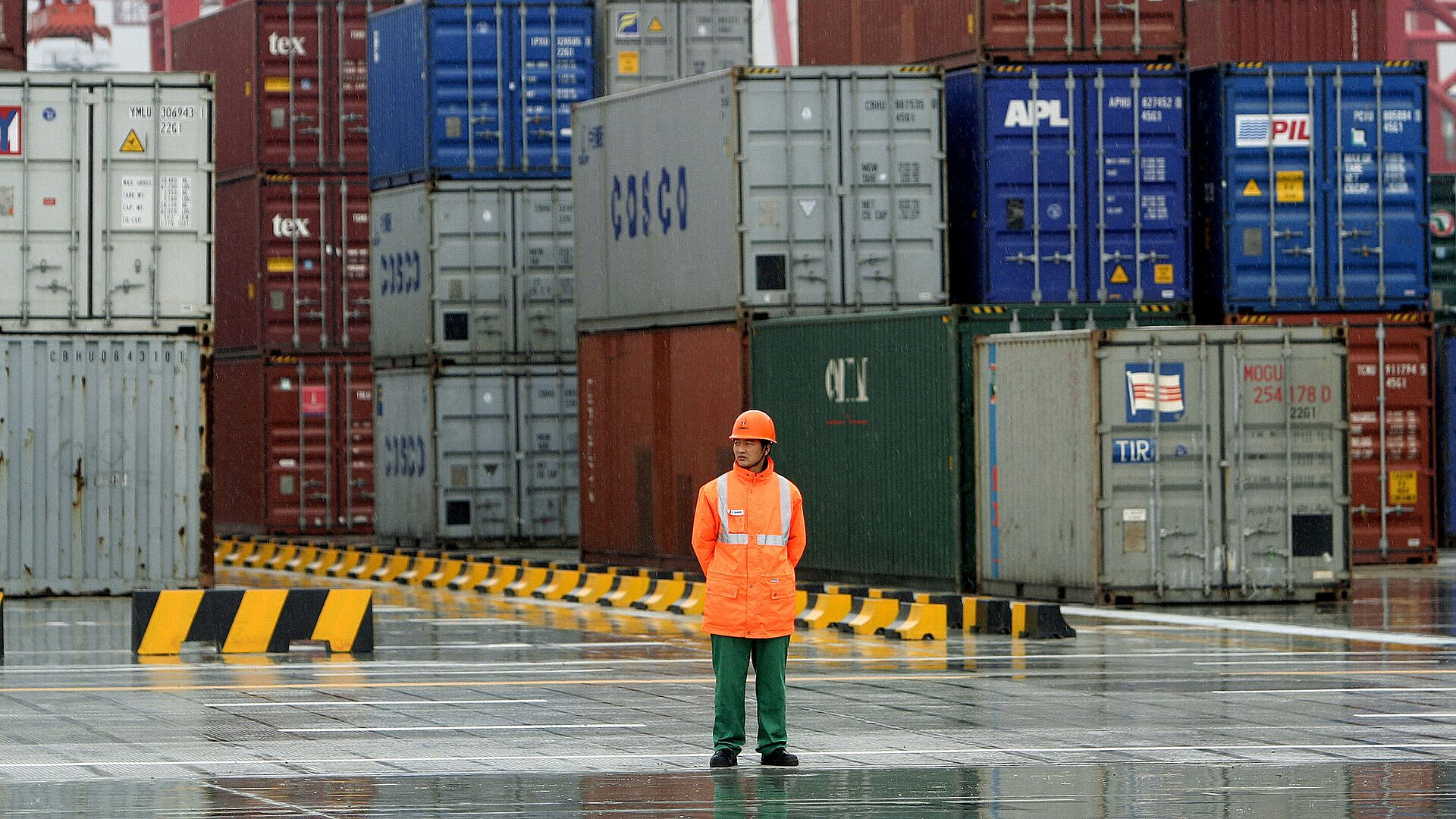 Компании из России выиграют от антикитайских пошлин США, считает эксперт