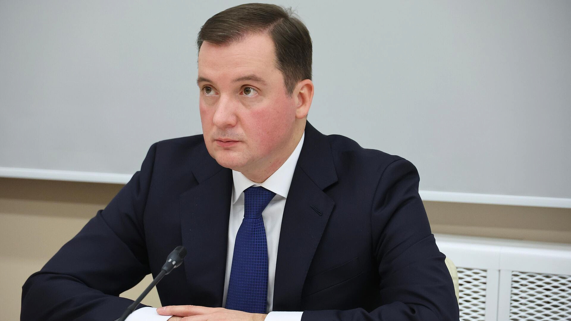 Цыбульский: развитие порта Архангельска является ключевой задачей властей