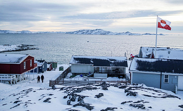 На хоккейном матче Дании с США на ОИ болельщики вывесили флаг Гренландии