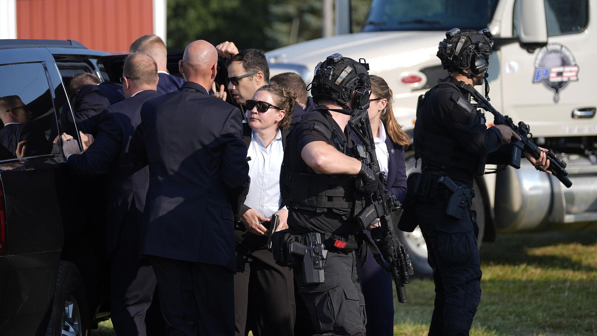 CNN: агентов Секретной службы почти не наказали после покушения на Трампа