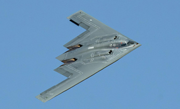 Бомбардировщики B-2 наносят удары по объектам КСИР в Иране, пишут СМИ