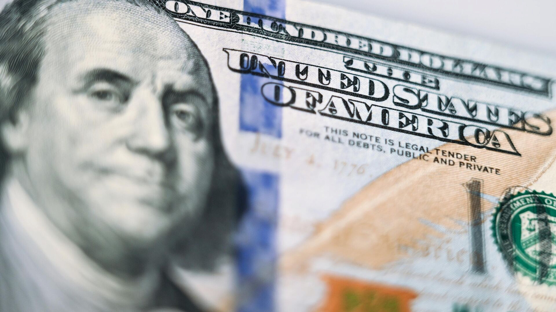 В МИД призвали отходить от использования доллара в расчетах