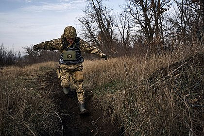 Переход ВСУ к обороне объяснили провалом контрнаступления