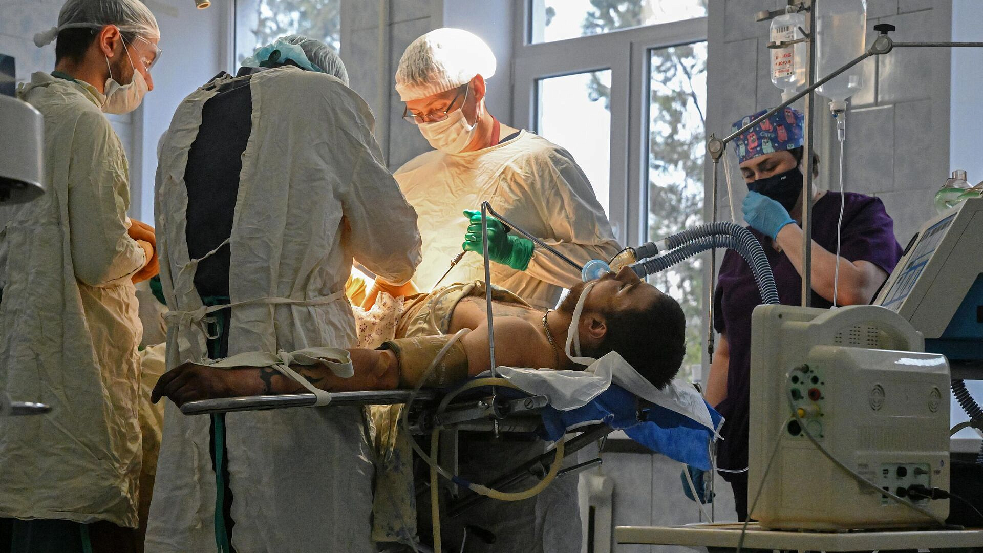 Врачи ВДВ с участием саперов извлекли из раненого бойца компонент дрона ВСУ