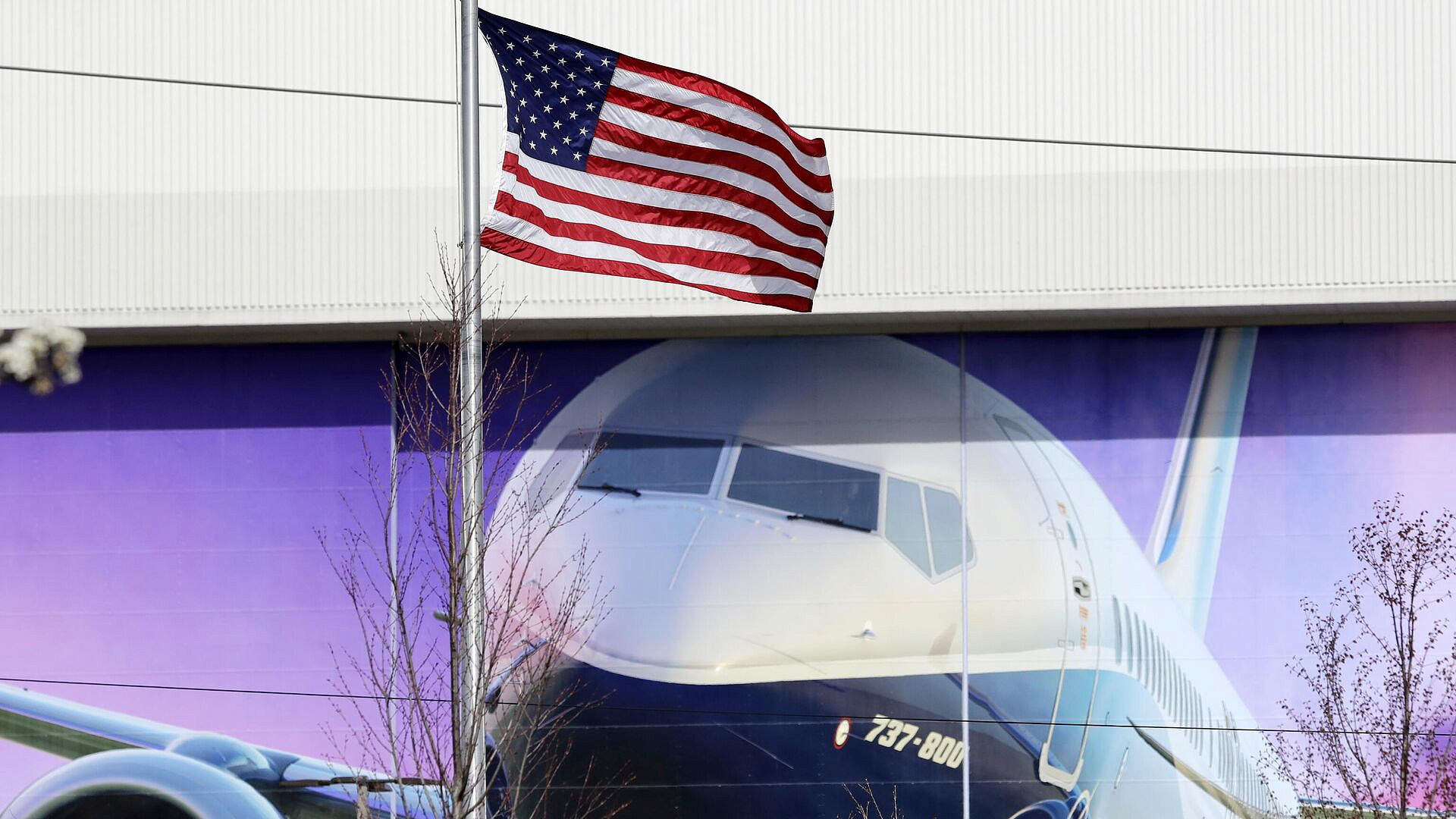 ����� ���� ������ �� �������� ��������� Boeing, ����� Bloomberg