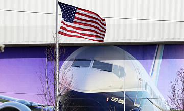 Китай снял запрет на поставку самолетов Boeing, пишет Bloomberg