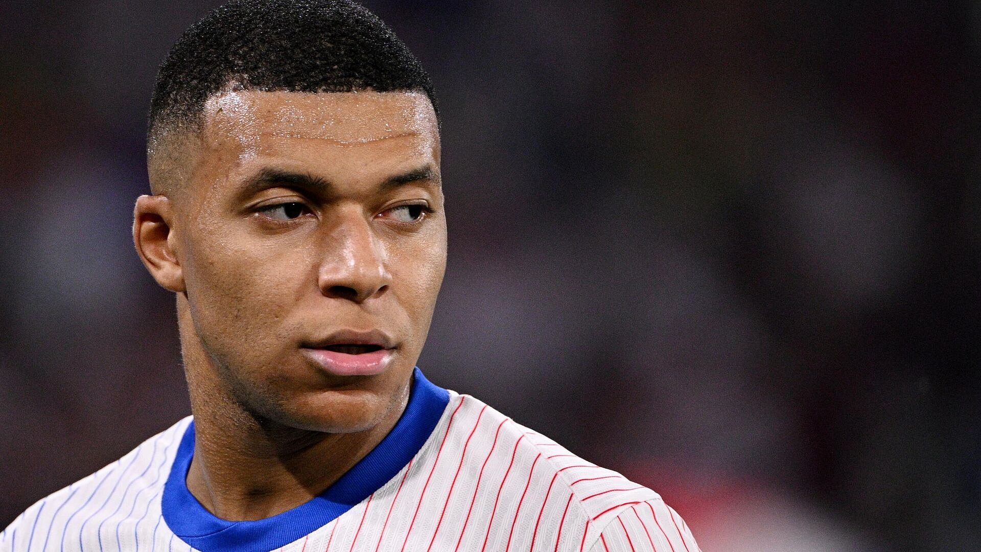 Тренер назвал причину пропуска Мбаппе игры Ла Лиги против "Реал Сосьедад"