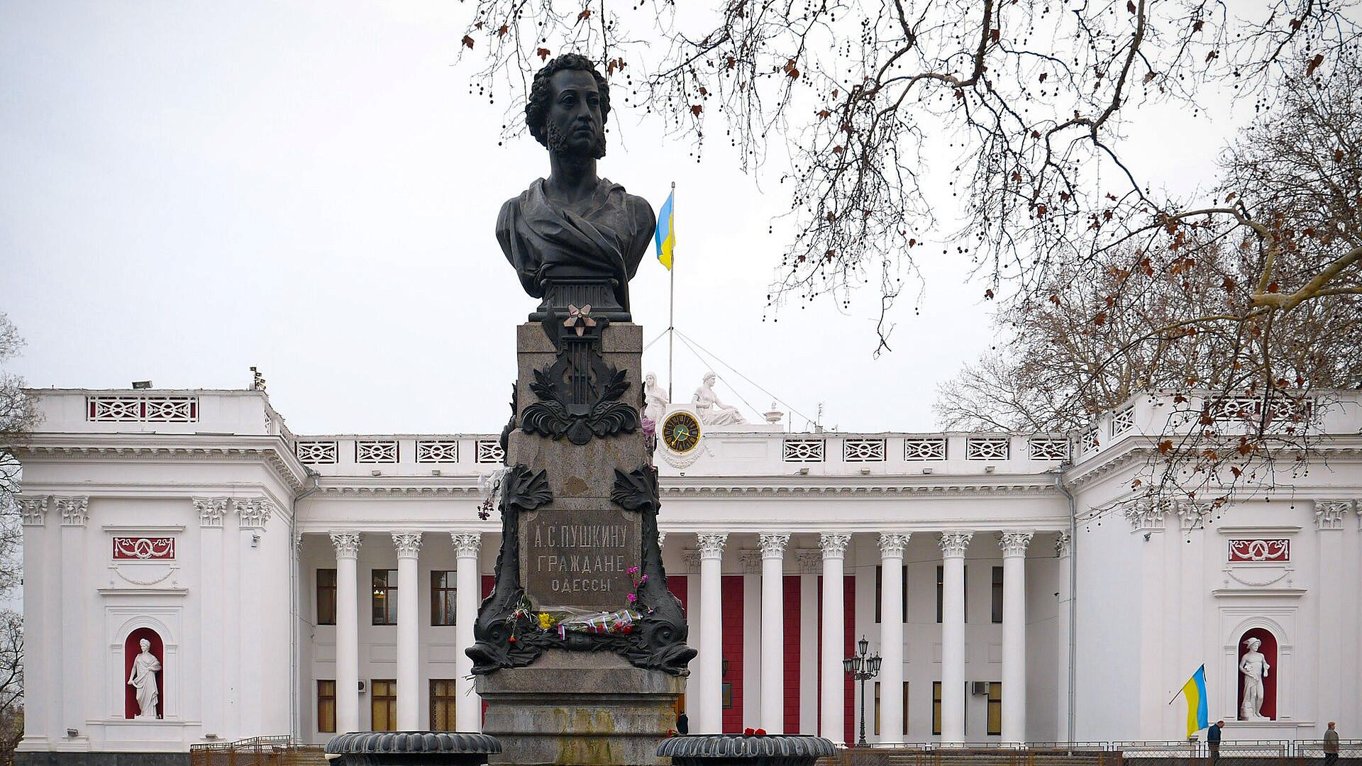 "Под давлением толпы". Произошедшее в Одессе поразило Запад