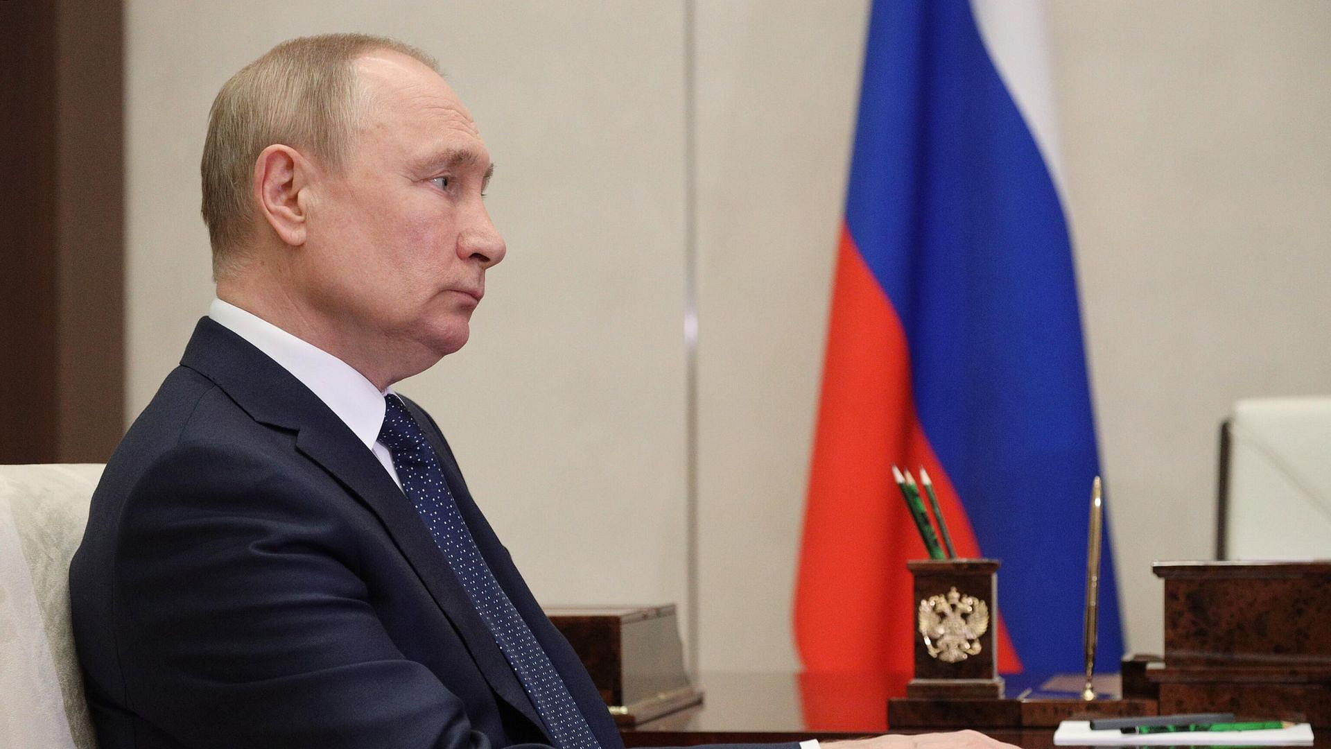 Киев пытается не допустить катастрофы, заявил Путин