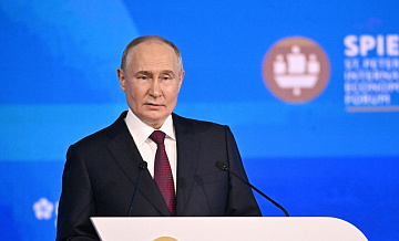 Ушаков рассказал, с кем встретится Путин в день пленарной сессии ПМЭФ