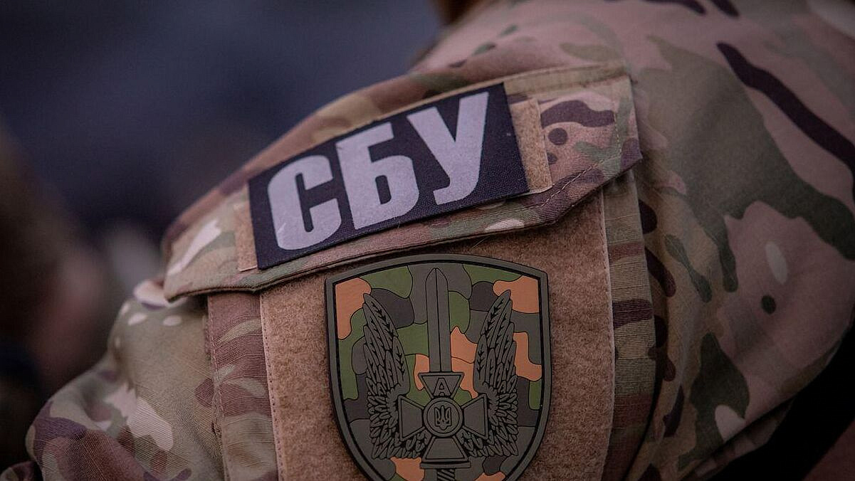СБУ заставляли мирного жителя в ДНР есть землю