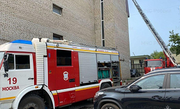 Электросамокат, предварительно, стал причиной пожара на парковке в Москве