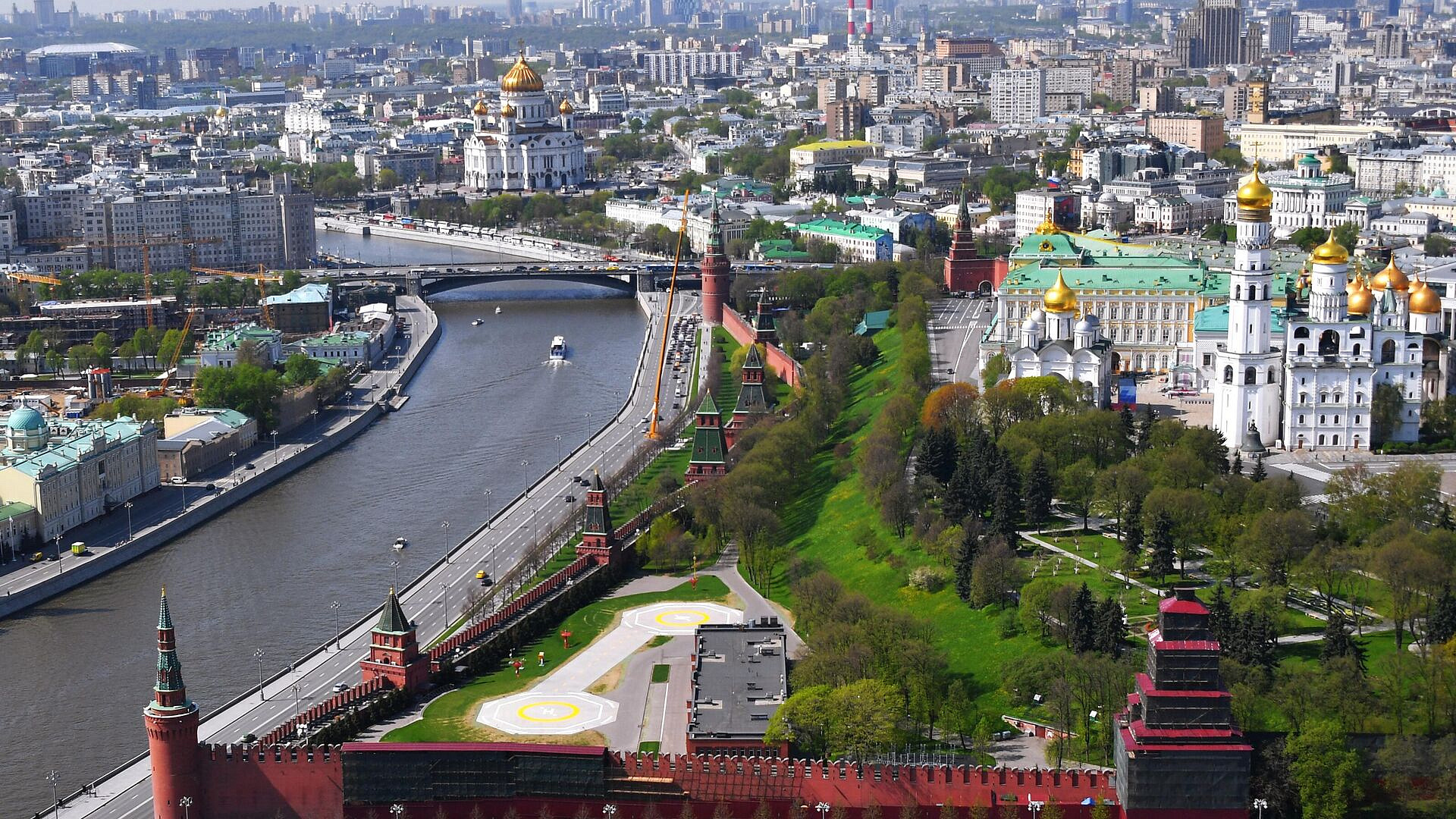 На зеленых территориях Москвы усилили контроль пожарной безопасности