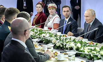 Путин поручил расширить список языков малых народов для создания учебников
