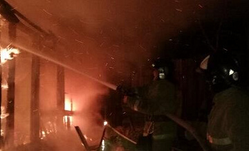 В Иркутской области при пожаре в дачном товариществе погиб подросток