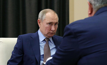 Путин поприветствовал Сечина по прилете в Нью-Дели