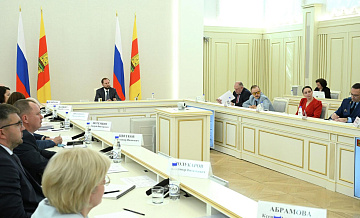 Королев поставил задачи по подготовке Верхневолжья к осени и зиме