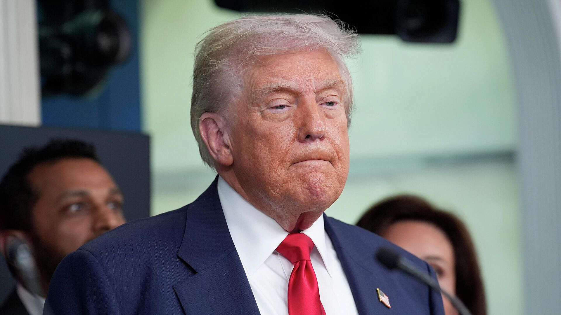 США сохранят блокаду Ирана до достижения сделки, заявил Трамп