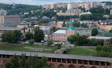 Анохин и Бабаков посетили завод "Смол Маш" в Смоленске