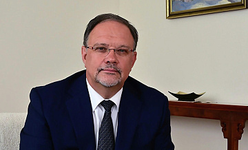 Креативность бизнеса развивает торговлю Китая и России, заявил торгпред