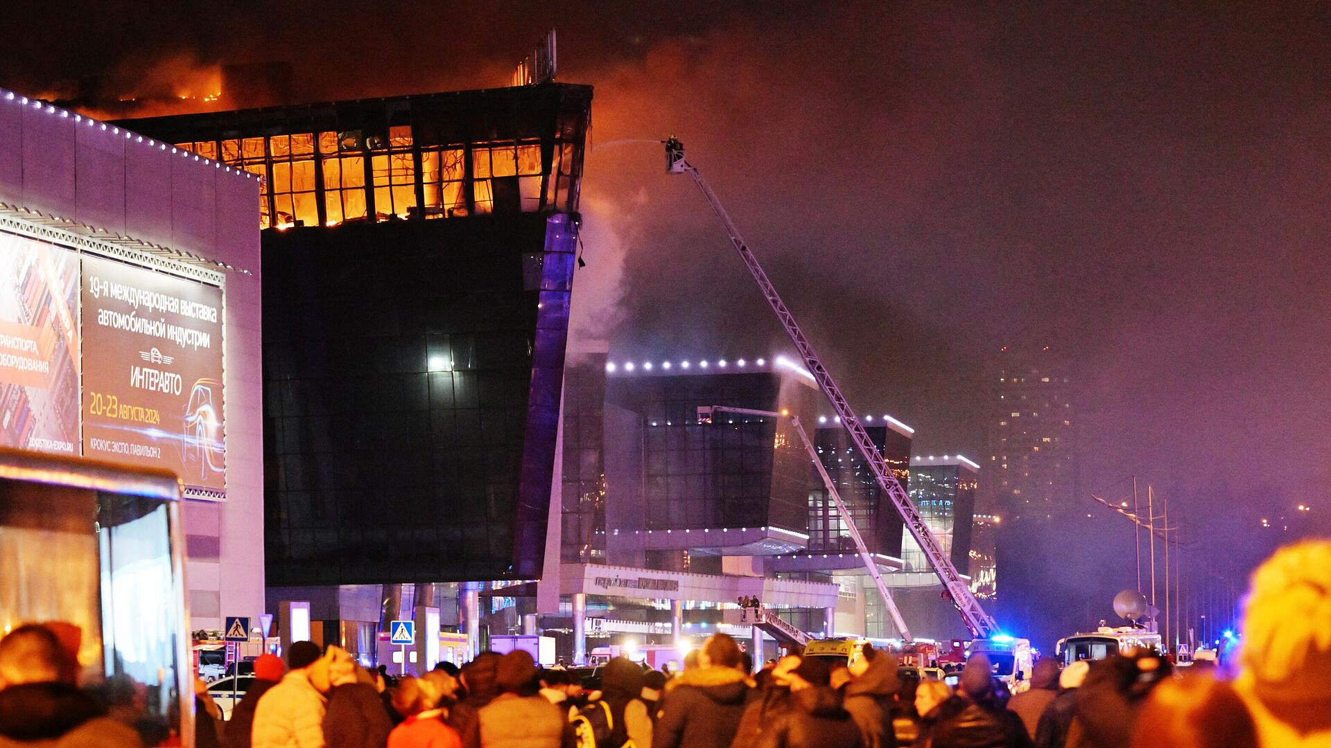 Администратор "Крокуса" рассказала, как координировала людей при теракте