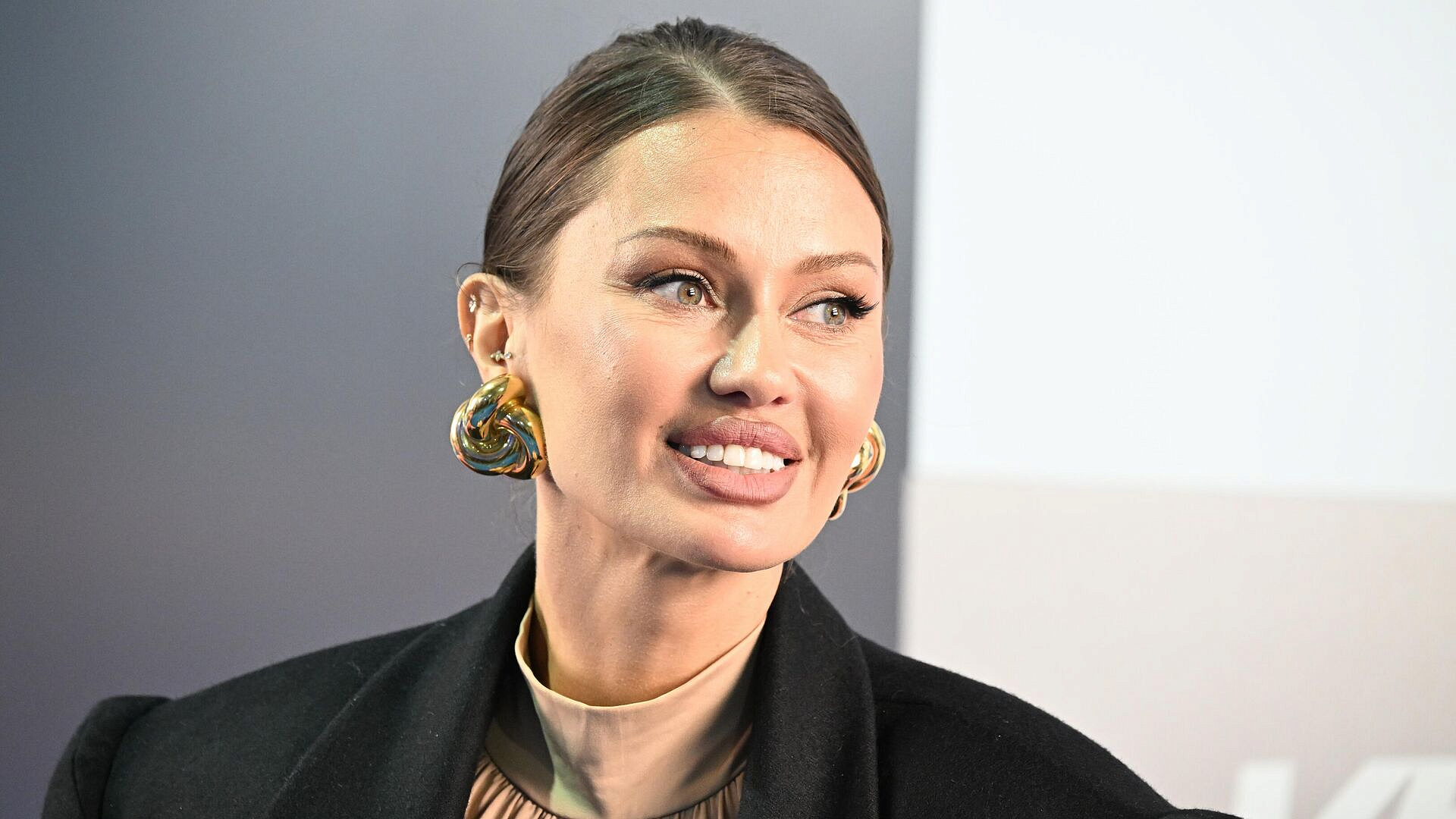 Шура встал на защиту Бони после критики в ее адрес