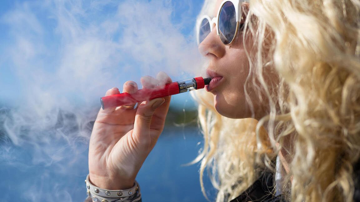 Общественники предложили дать регионам право регулировать оборот вейпов